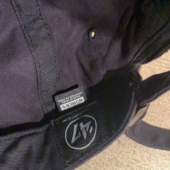 🎉1 hr sale 🎉Hat 🧢 - Picture 6 of 8